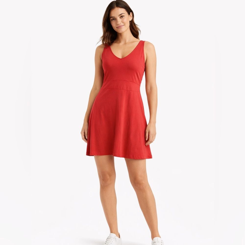 🌟 Lole Saffron Dress Women's Size Medium Pink Sleeveless V-Neck Fit‎ & Flare